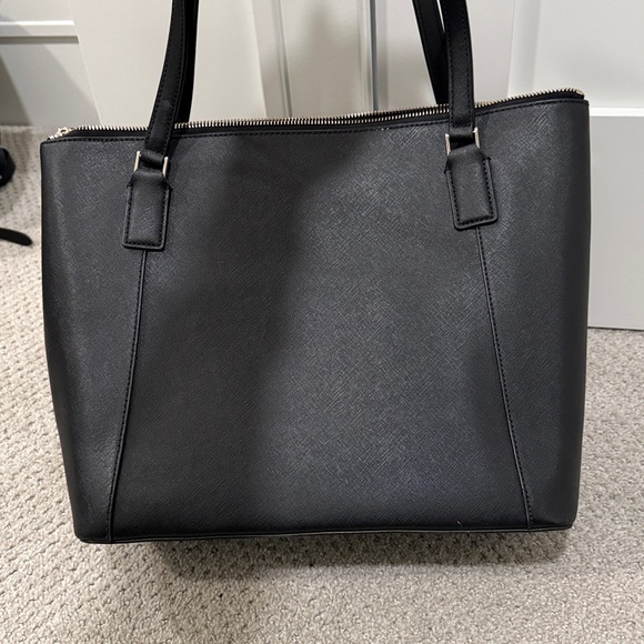 Kate spade Cameron pocket tote gently used - Picture 6 of 8
